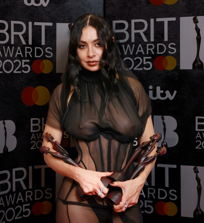 Όχι πια demure· η φάση είναι «free the nipple»