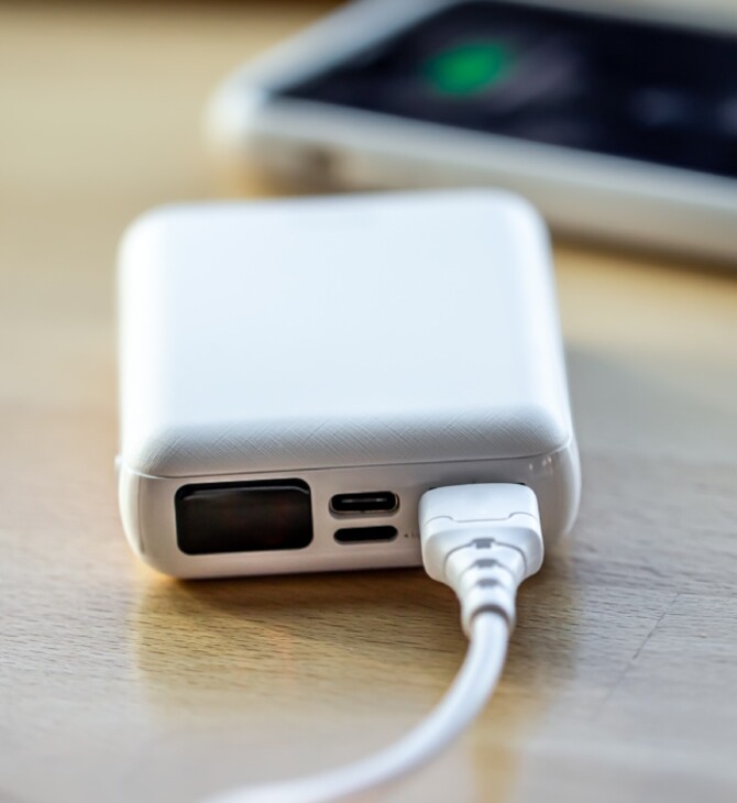 Από power bank η φωτιά σε αεροσκάφους της Air Busan - Να αλλάξει πρωτόκολλο για συσκευές με μπαταρία, ζητούν εταιρείες