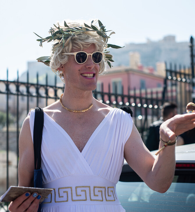 35’ με τη θρυλική Coco, δημιούργημα και alter ego του Βρετανού κωμικού Μαξ Νόρμαν