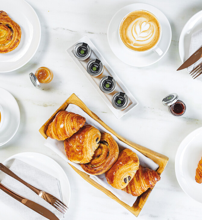 NEW Hotel: Σερβίρει brunch σε δύο χώρους, δημιουργώντας μια μοναδική εμπειρία