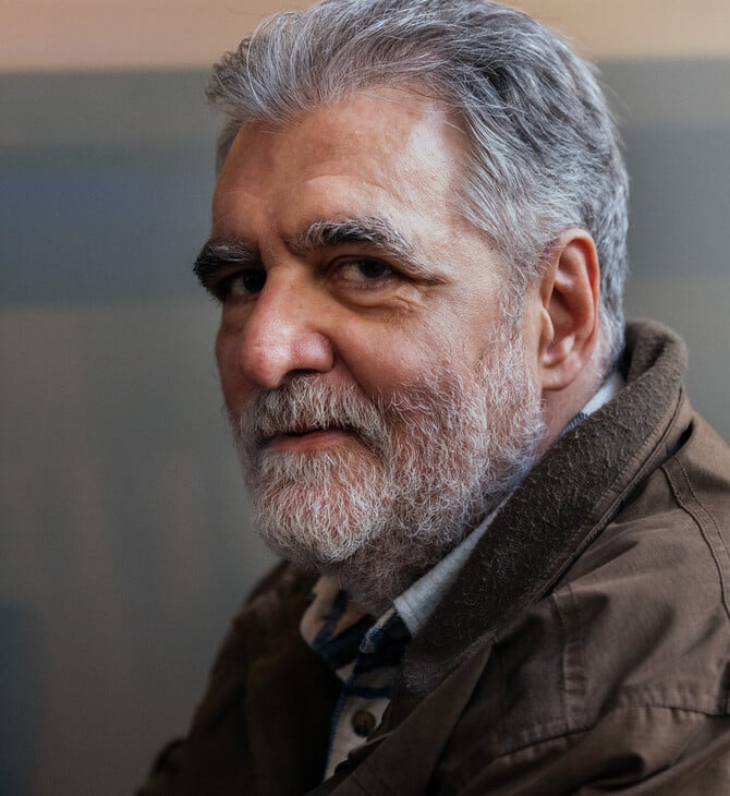 George Le Nonce: «Εκτός από τα φέικ νιουζ, υπάρχει η φέικ λογοτεχνία και η φέικ ποίηση» 