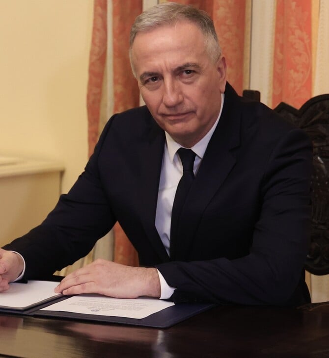 Σταύρος Καλαφάτης: Ορκίστηκε υφυπουργός Ανάπτυξης στη θέση Δοξιάδη