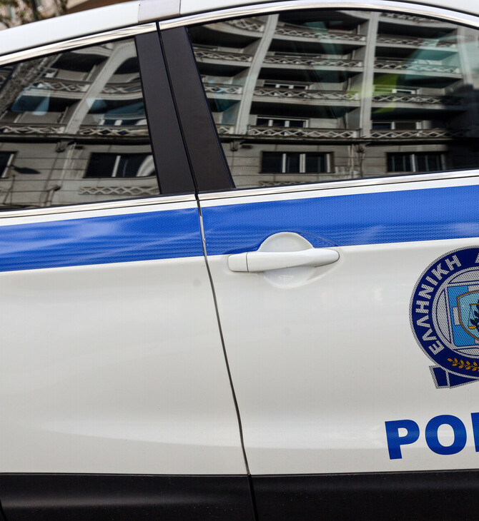 «Βιομηχανία» πλαστών εγγράφων στην Αθήνα – Εξαρθρώθηκε εγκληματική οργάνωση με τζίρο άνω των 3 εκατ. ευρώ