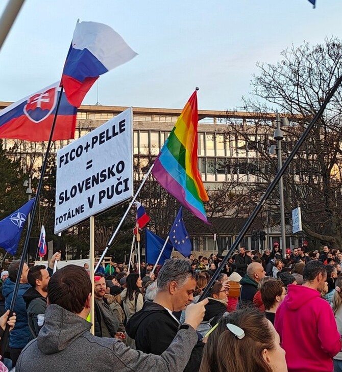 Σλοβακία: Νέες διαδηλώσεις κατά Φίτσο - Ζητούν να παραιτηθεί