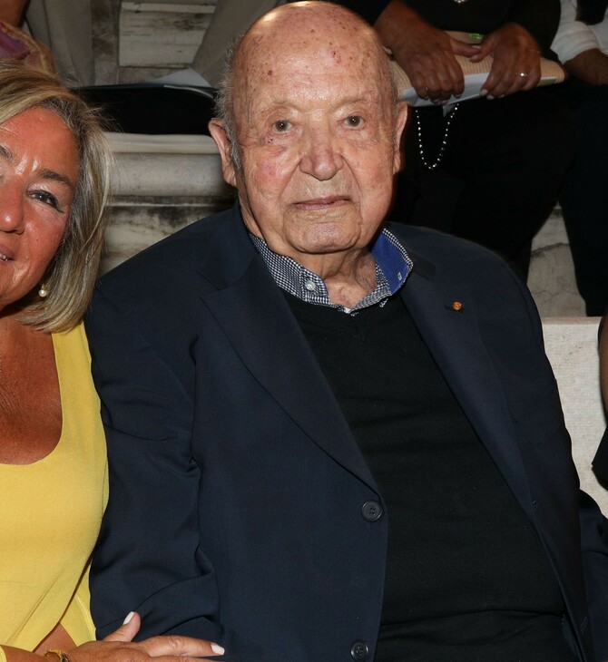 Λουκίλα Καρρέρ για θάνατο Πλέσσα: «Ο Μίμης δεν έχει φύγει πραγματικά, τον νιώθω»