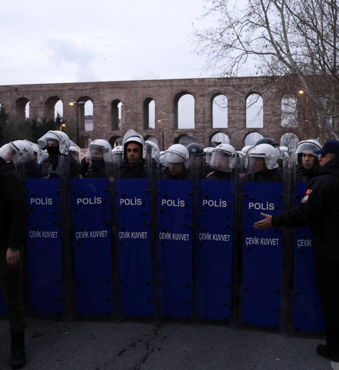 Τουρκία: Προφυλακιστέοι 7 φωτορεπόρτερ, ο ένας του Γαλλικού Πρακτορείου 