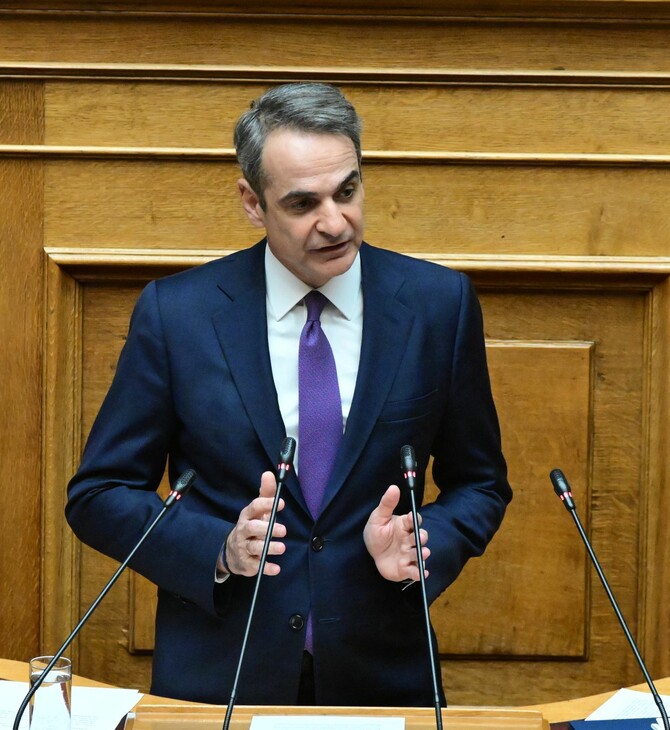 Βουλή- Live: Η συζήτηση για την αμυντική πολιτική και τα εξοπλιστικά – Ομιλίες Πρωθυπουργού και αρχηγών