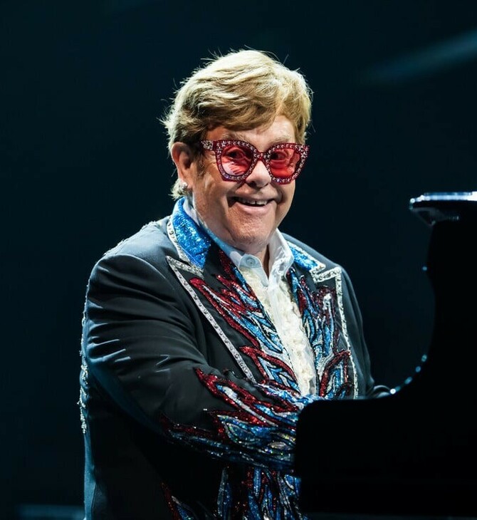 «Ανεπιθύμητο» στη Ρωσία το Ίδρυμα «Elton John AIDS Foundation» λόγω της στήριξής του στη ΛΟΑΤΚΙ+ κοινότητα