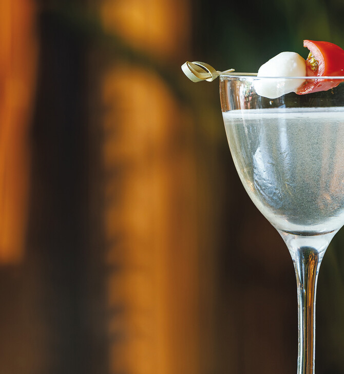 Libertine Drinkery: Ένα all-day στέκι που σε καλεί να ζεις ως Libertine