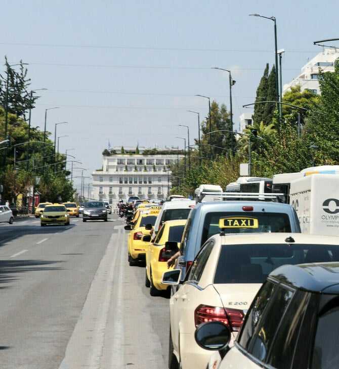 Κίνηση στους δρόμους: Στο «κόκκινο» Κηφισός, Κηφισίας και το κέντρο της Αθήνας