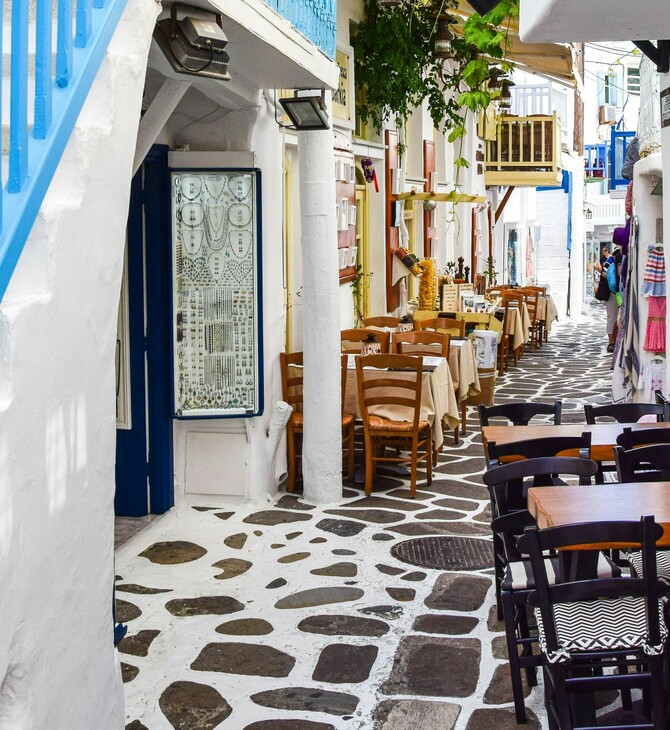 Telegraph: Οι καλοκαιρινοί προορισμοί που προτείνει «αντί για Μύκονο και Βενετία»