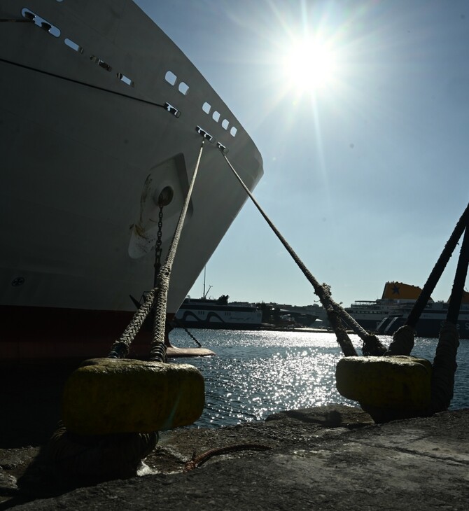 Δεμένα πλοία σε λιμάνια λόγω ισχυρών ανέμων: Ποια δρομολόγια δεν εκτελούνται