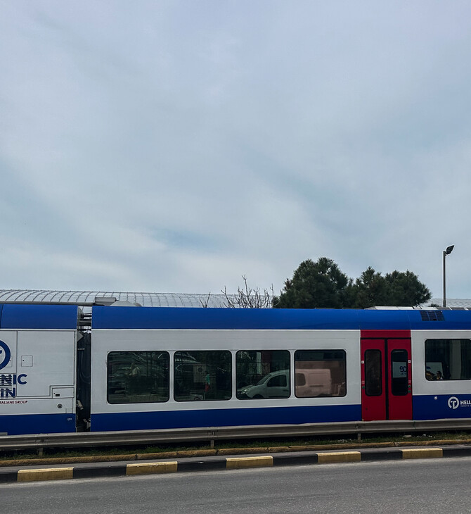 Τρένο της Hellenic Train ακινητοποιήθηκε επί μία ώρα στη γέφυρα Εκκάρας