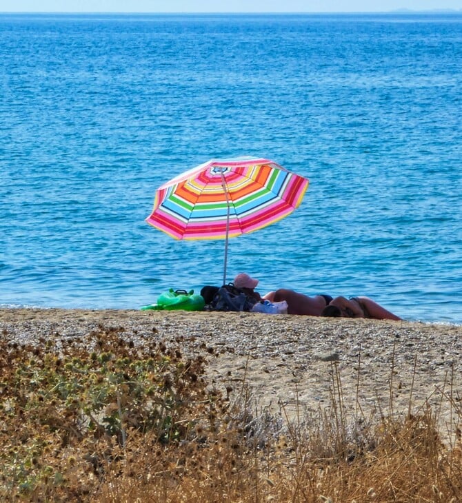 Καιρός: Έρχεται δεκαήμερο με 30 βαθμούς και σκόνη