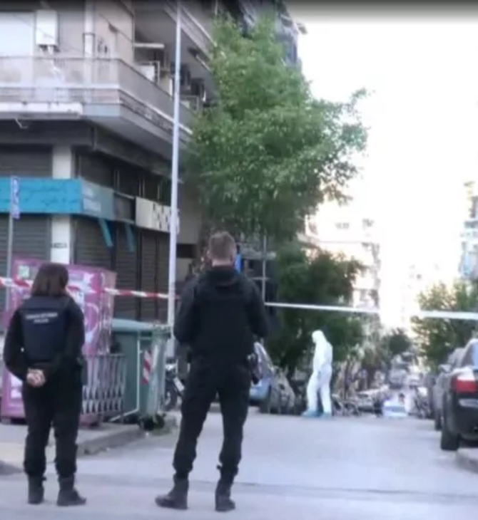 Έκρηξη έξω από υπόγειο πάρκινγκ στη Θεσσαλονίκη - Ακρωτηριάστηκε μια γυναίκα