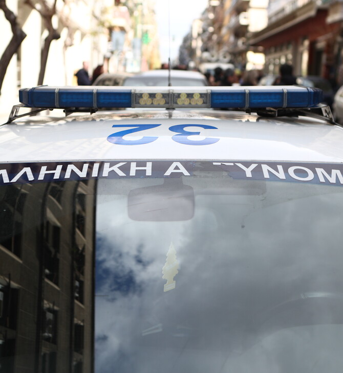 Περιστέρι: Ένοπλος ληστής «χτύπησε» δύο φορές σε 25 λεπτά – Άρπαξε 2.200 ευρώ με την απειλή μαχαιριού