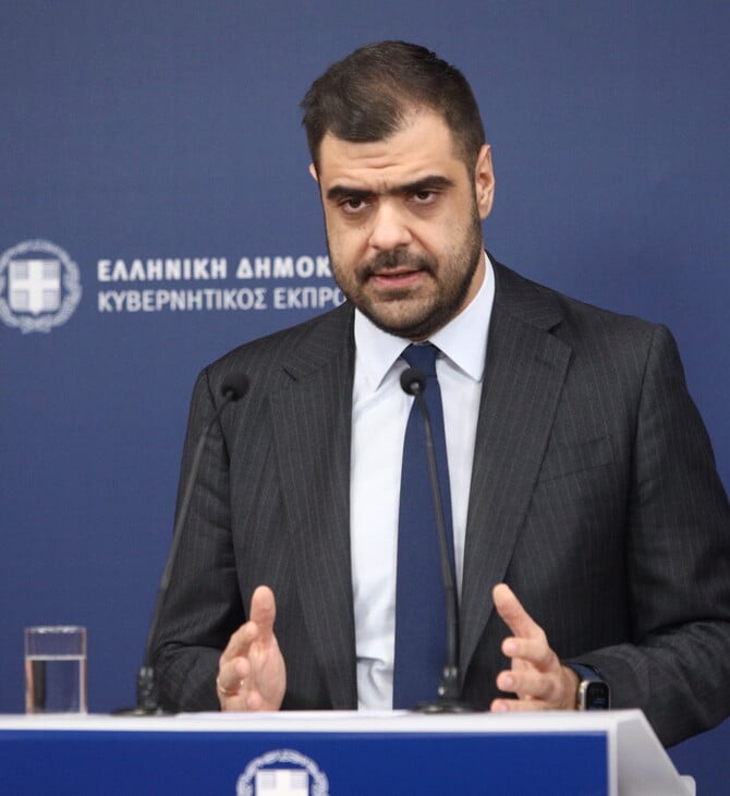 Μαρινάκης: «Η πρόταση για επιδότηση ταξί δεν θα προχωρήσει»