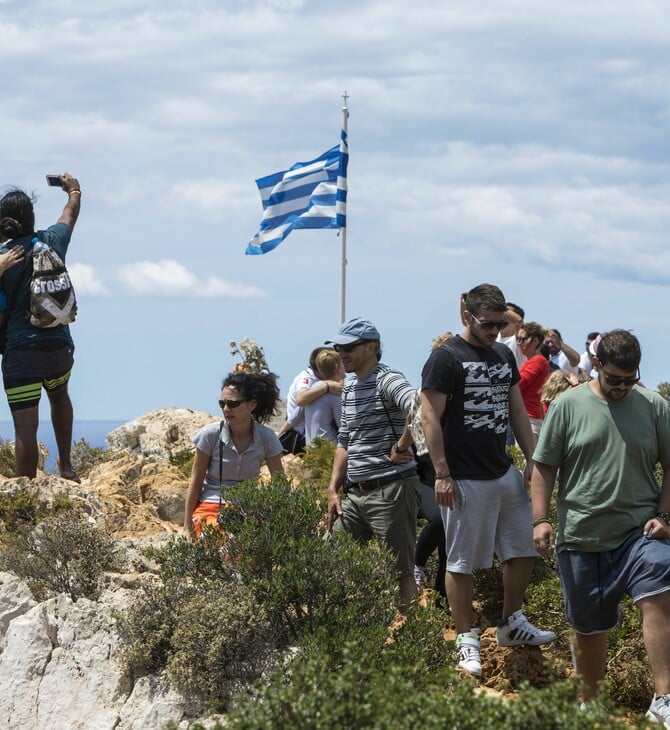 Το ελληνικό νησί που ανακηρύχθηκε ο πιο «κορεσμένος» τουριστικός προορισμός στην Ευρώπη