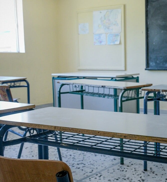 Αχαΐα: Καθηγητές ξέχασαν δύο μαθήτριες γυμνασίου σε κατάστημα καθ’ οδόν για σχολική εκδρομή