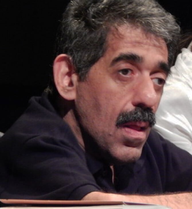 Ο τετραπληγικός συγγραφέας Στρατής Γαλανός καταγγέλλει τον αποκλεισμό του από γνωστό τηλεπαιχνίδι του ΑΝΤ1