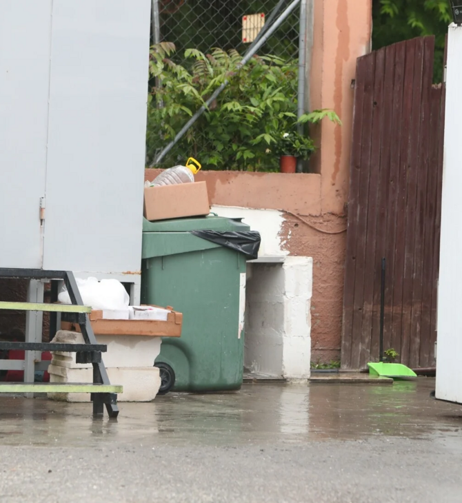 Θεσσαλονίκη: Ελεύθερη αφέθηκε η 30χρονη που απέβαλε έμβρυο και το άφησε νεκρό δίπλα σε κάδο
