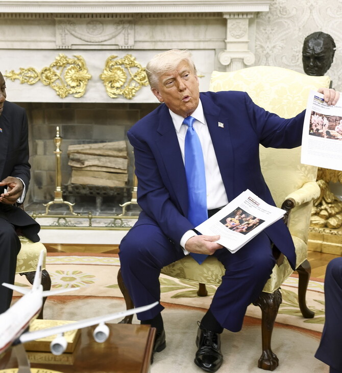 Fake news στον Λευκό Οίκο: Ο Τραμπ παρουσίασε εικόνες από το Κονγκό ως «απόδειξη γενοκτονίας λευκών» στη Νότια Αφρική