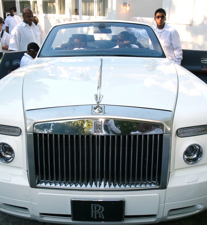 Σον Diddy Κομπς: Αυτοκίνητα, ακίνητα, αεροπλάνο και τα περιουσιακά στοιχεία που «έχει να χάσει» στη δίκη