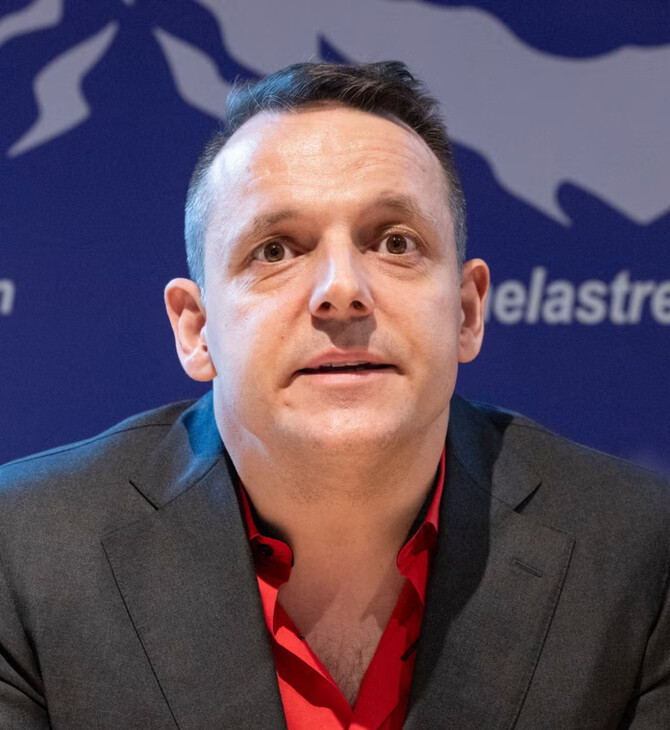 Δρ. Φλόριαν Γουίλετ: Ο εφευρέτης της «κάψουλας αυτοκτονίας» Sarco έδωσε τέλος στη ζωή του