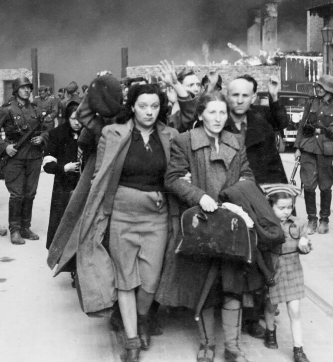 Georges Didi-Huberman, φιλόσοφος: "Ούτε διωκόμενοι, ούτε πρόσφυγες, ούτε φυλακισμένοι, είμαστε ωστόσο οι ψυχικοί όμηροι της αβάσταχτης κατάστασης στη Γάζα.