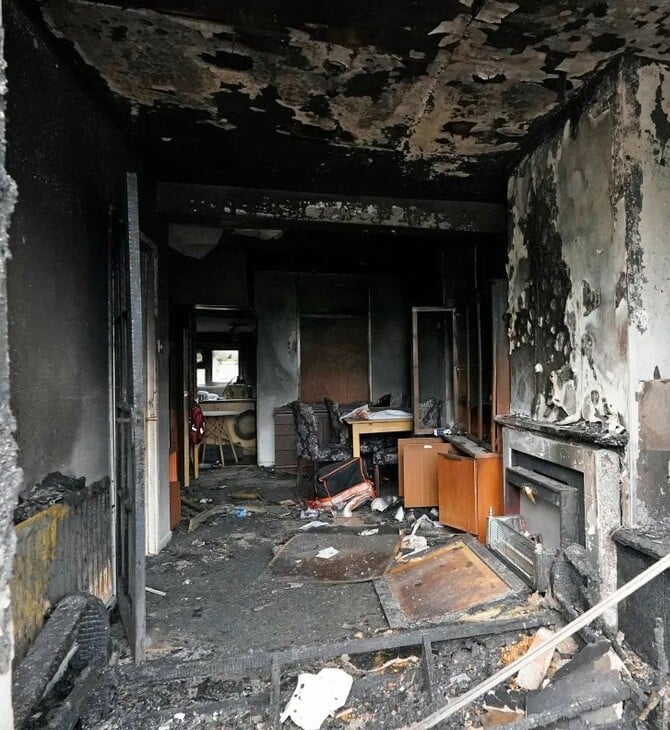 Ρατσιστική βία στη Βόρεια Ιρλανδία: Δεκάδες τραυματίες αστυνομικοί και επιθέσεις σε μετανάστες