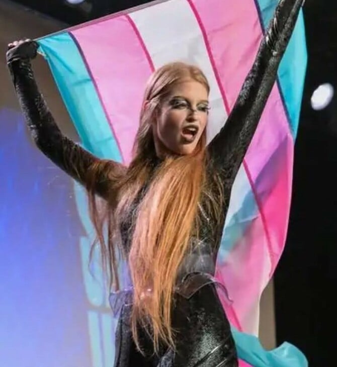 Η τρανς κόρη του Έλον Μασκ στο πρώτο της drag show