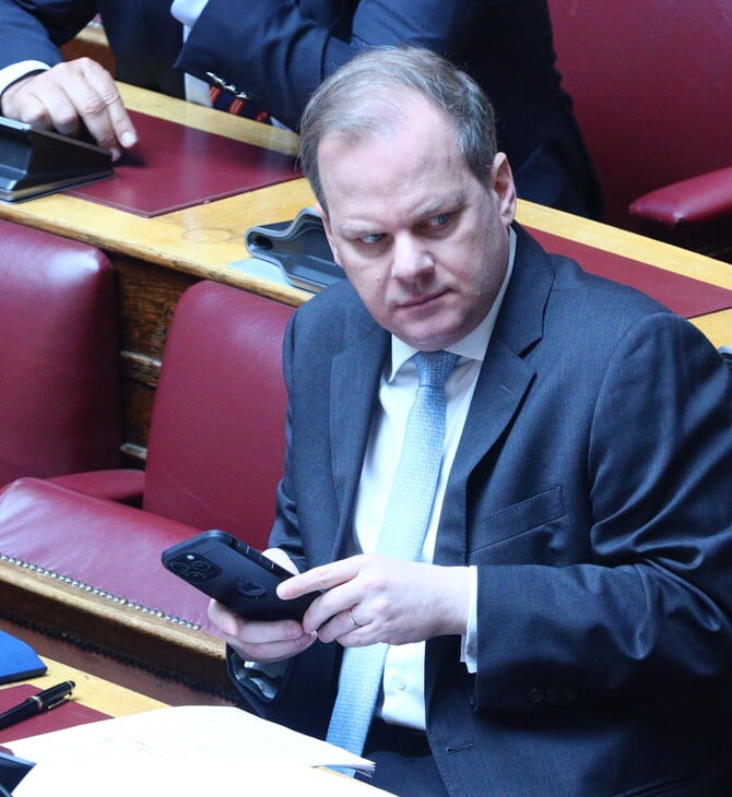 Τραγωδία στα Τέμπη: Με 154 ψήφους πέρασε η πρόταση για την προανακριτική Καραμανλή