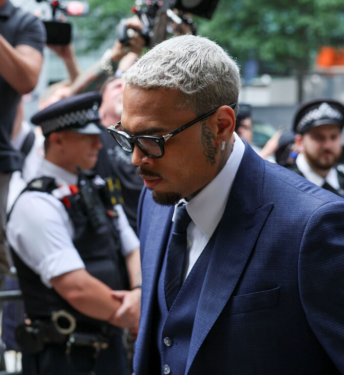 Chris Brown: Δηλώνει αθώος για την επίθεση στο νυχτερινό κλαμπ του Λονδίνου
