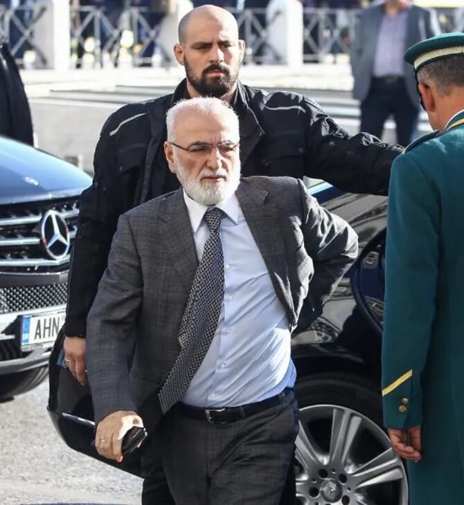 Ιβάν Σαββίδης: Αθώος για χρήση πλαστού σε σχέση με την ανανέωση της άδειας οπλοφορίας του