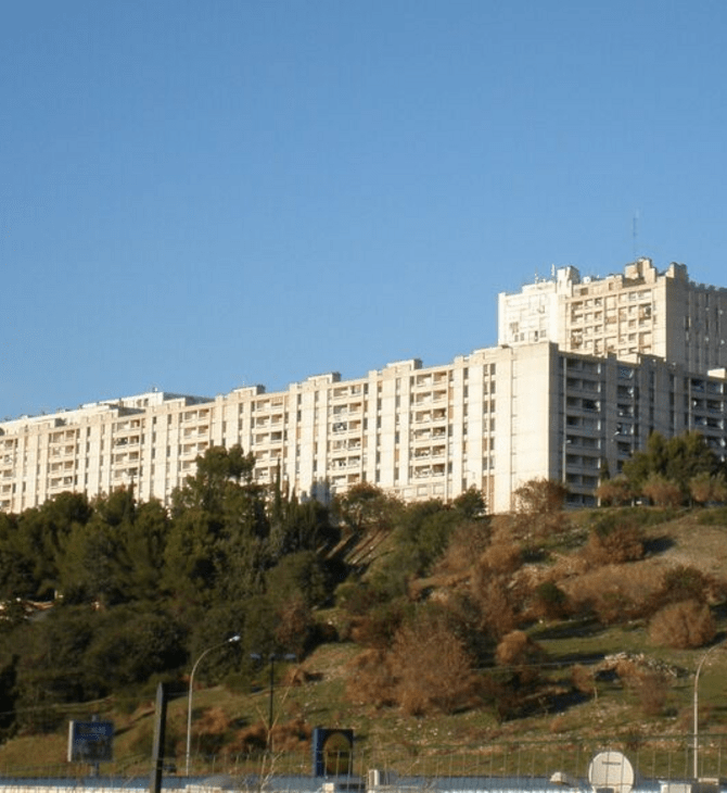 Γαλλία: Πυροβολισμοί σε πλατεία της Νιμ - Διέφυγε ο δράστης