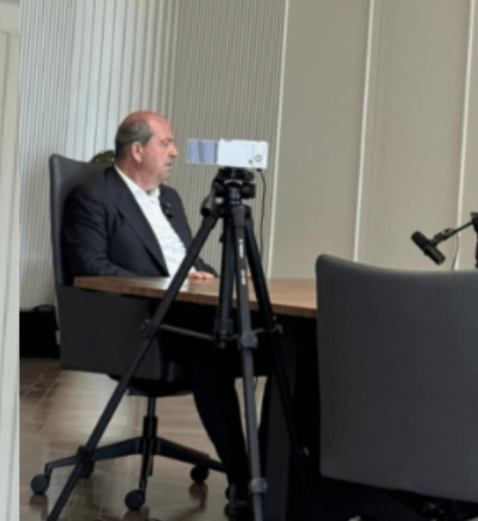 Κατεχόμενα: Σφοδρές αντιδράσεις για τη συνέντευξη του Φειδία Παναγιώτου με τον Ερσίν Τατάρ