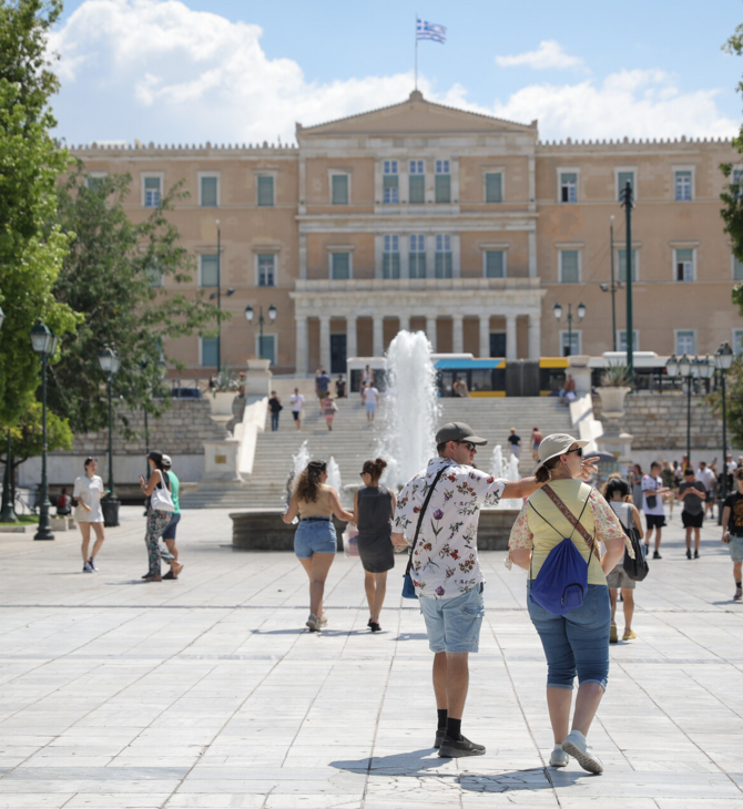 Νίκος Τζανάκης: Νέα παραλλαγή του κορωνοϊού στην Ελλάδα – Το επίμονο σύμπτωμα που την ξεχωρίζει