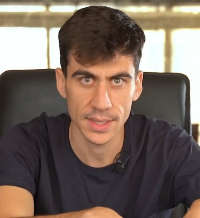 Τατάρ σε Φειδία Παναγιώτου: «Μην υποκύψεις στις απειλές» – Τον προτρέπει να δημοσιεύσει τη συνέντευξη
