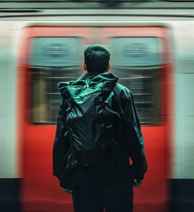 Ξαναζώντας την πιο τραυματική στιγμή της ζωής μου μέσα από το νέο ντοκιμαντέρ του Netflix ‘Αttack on London: hunting the 7/7 bombers’ 