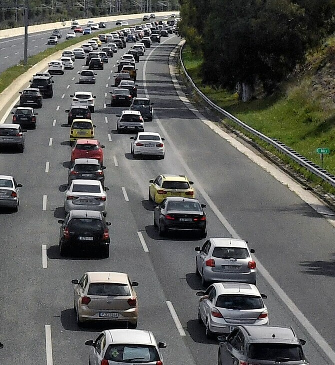 Κίνηση και στα δύο ρεύματα του Κηφισού - Μικρές καθυστερήσεις στην Αττική Οδό