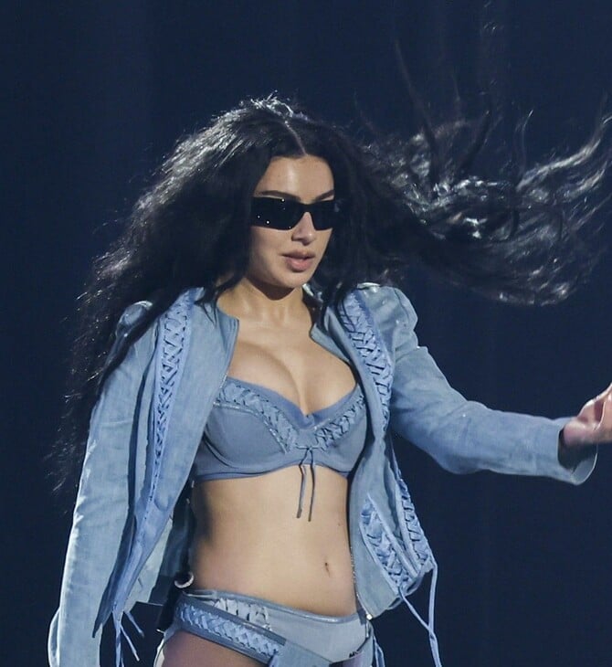Η Charli XCX παντρεύτηκε τον George Daniel