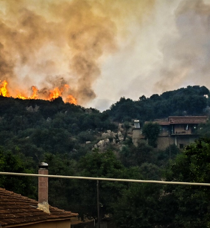 ΦΩΤΙΑ ΣΤΟΝ ΦΕΝΕΟ