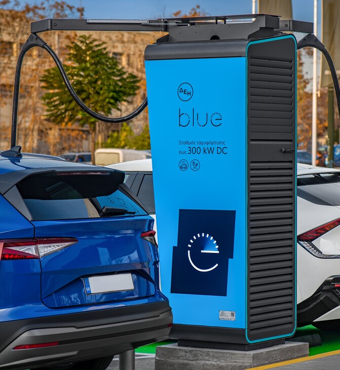 ΔΕΗ blue: Ευρωπαϊκή χρηματοδότηση για εγκατάσταση σημείων ταχυφόρτισης σε Ελλάδα και Ρουμανία