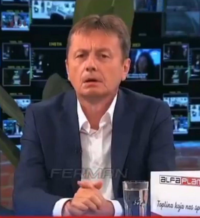 «Ο άθραυστος Ντάρκο»: Ο Βούτσιτς δίπλα στον υπουργό που υπέστη εγκεφαλικό on air 
