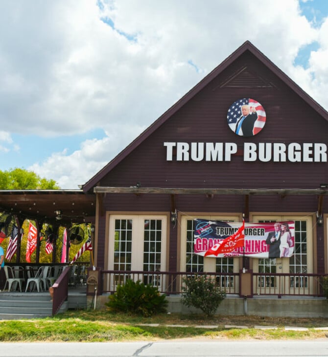 ΗΠΑ: Ο ιδιοκτήτης της αλυσίδας «Trump Burger» συνελήφθει και κινδυνεύει με απέλαση