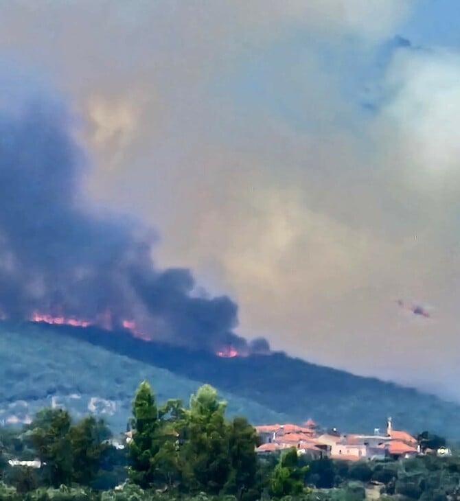 Φωτιά τώρα στα Πετράλωνα Μεσσηνίας - Μήνυμα 112 στους κατοίκους