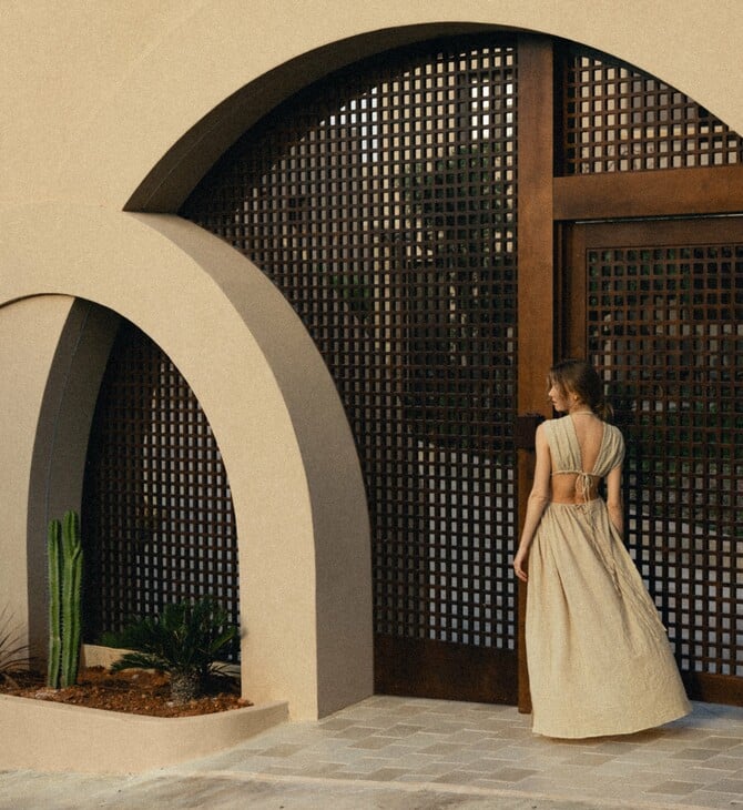 Omicron Hotels: