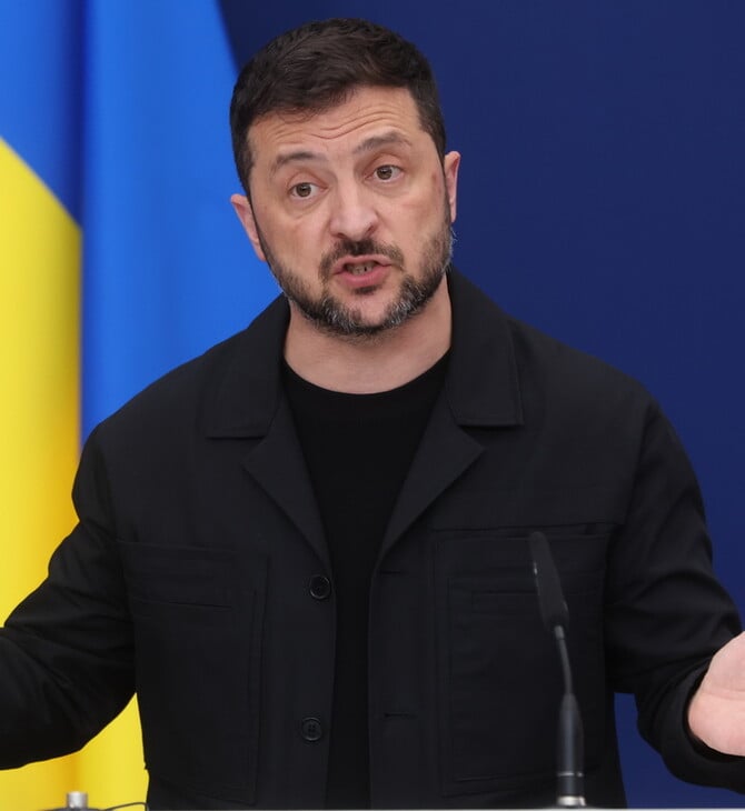 Ζελένσκι: «Διαπραγματεύσεις, με βάση την τρέχουσα γραμμή του μετώπου»