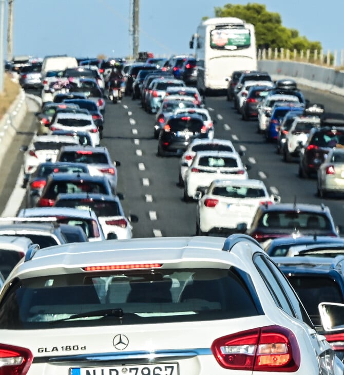 Σε εξέλιξη η μεγάλη επιστροφή των αδειούχων του Αυγούστου στην Αττική - Πού σημειώνεται αυξημένη κίνηση