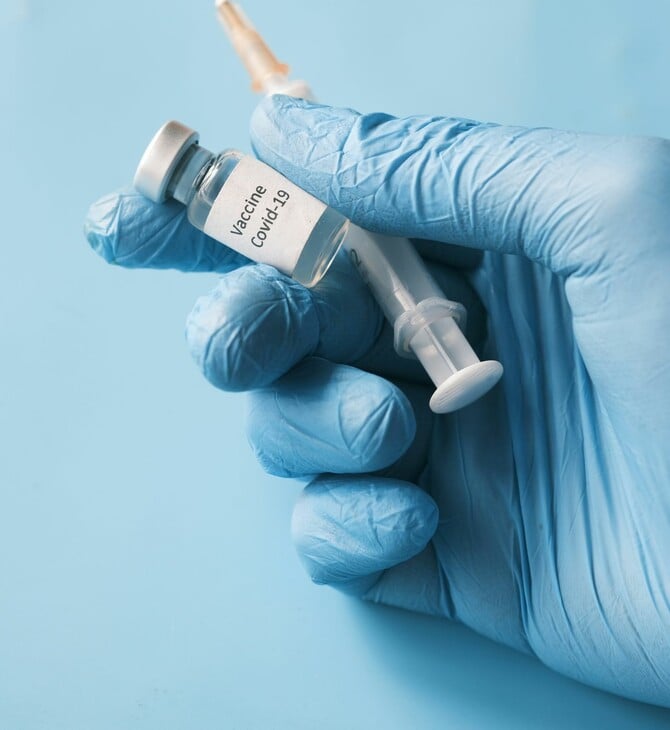 Ο FDA εγκρίνει επικαιροποιημένα εμβόλια για τον Covid-19
